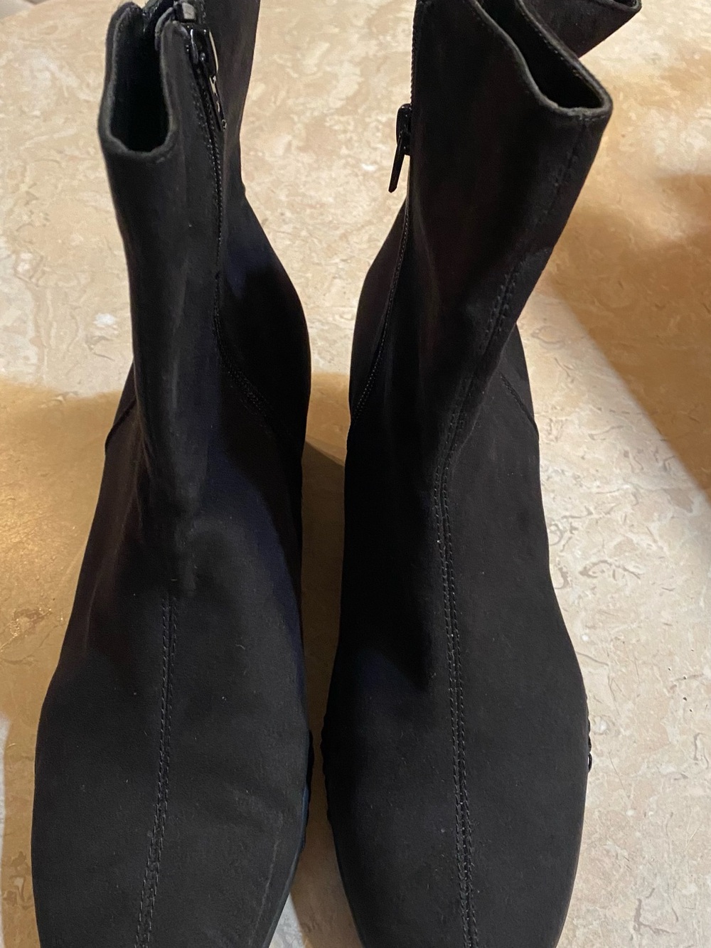AEROSOLES Black Stretch Zip Ankle Booties with Sleek Toe